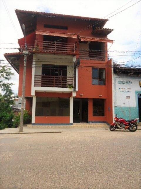Hostal El Puerto Yurimaguas Bagian luar foto