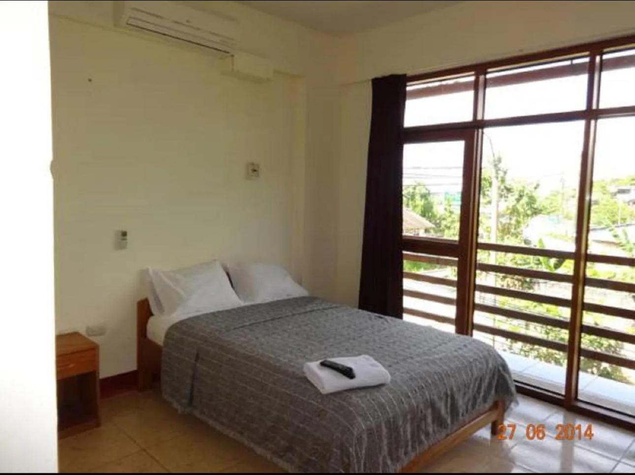 Hostal El Puerto Yurimaguas Bagian luar foto