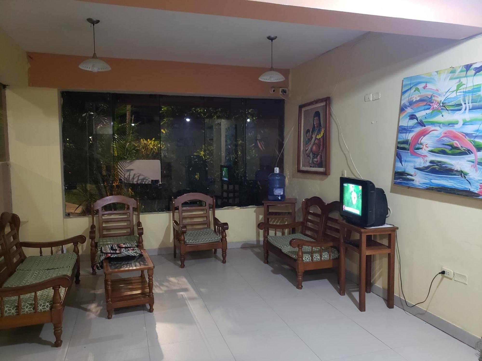 Hostal El Puerto Yurimaguas Bagian luar foto