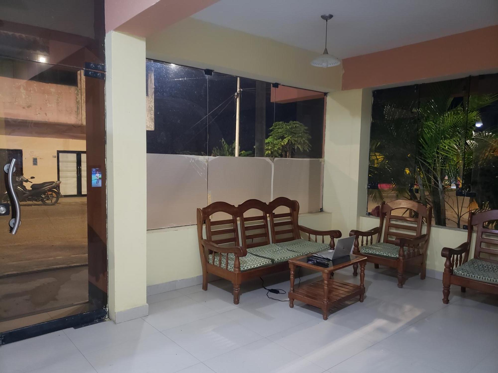 Hostal El Puerto Yurimaguas Bagian luar foto