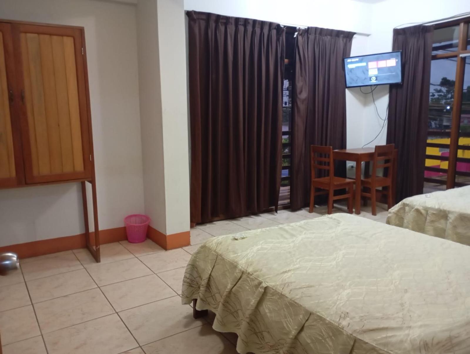 Hostal El Puerto Yurimaguas Bagian luar foto