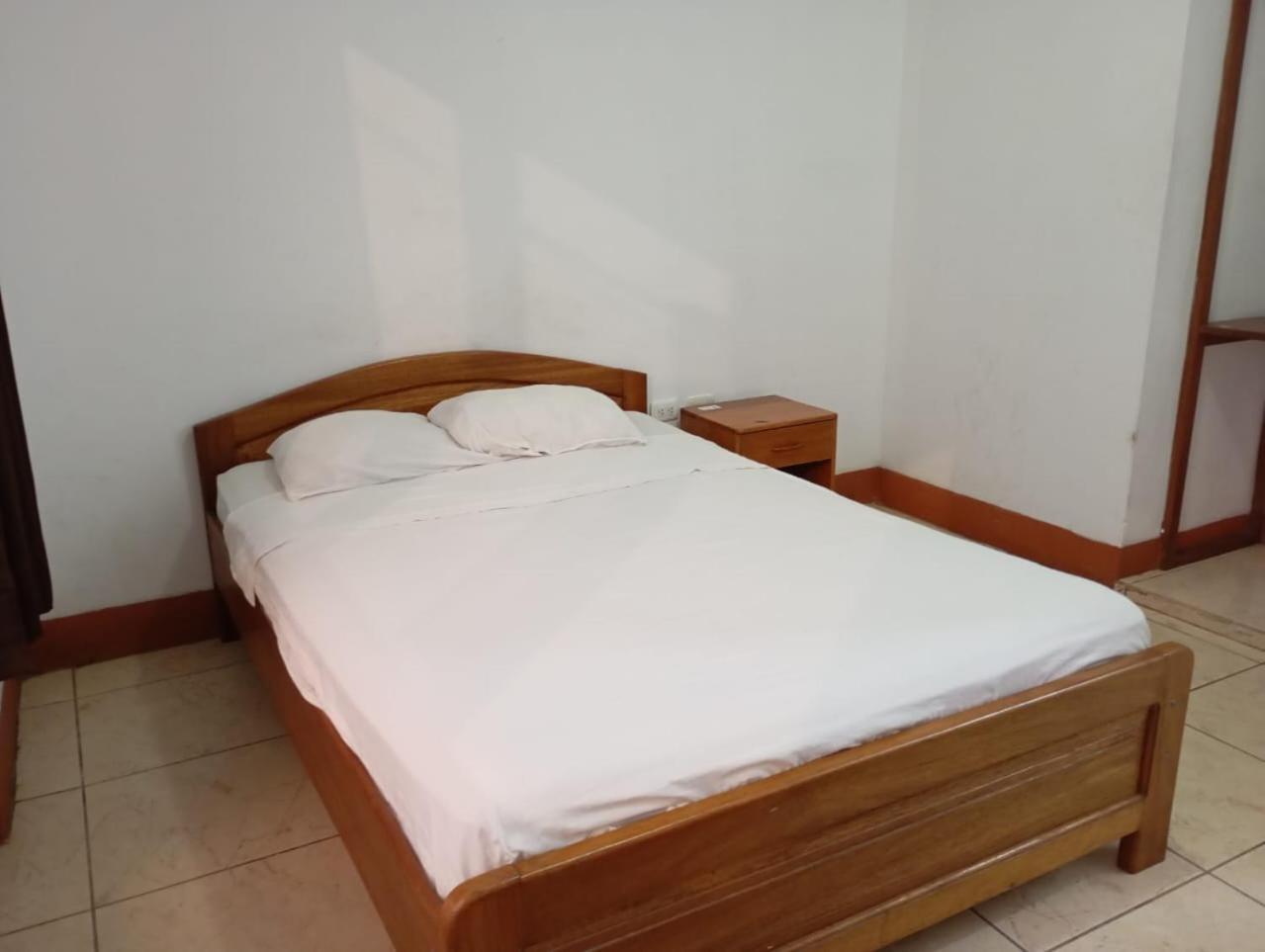 Hostal El Puerto Yurimaguas Bagian luar foto