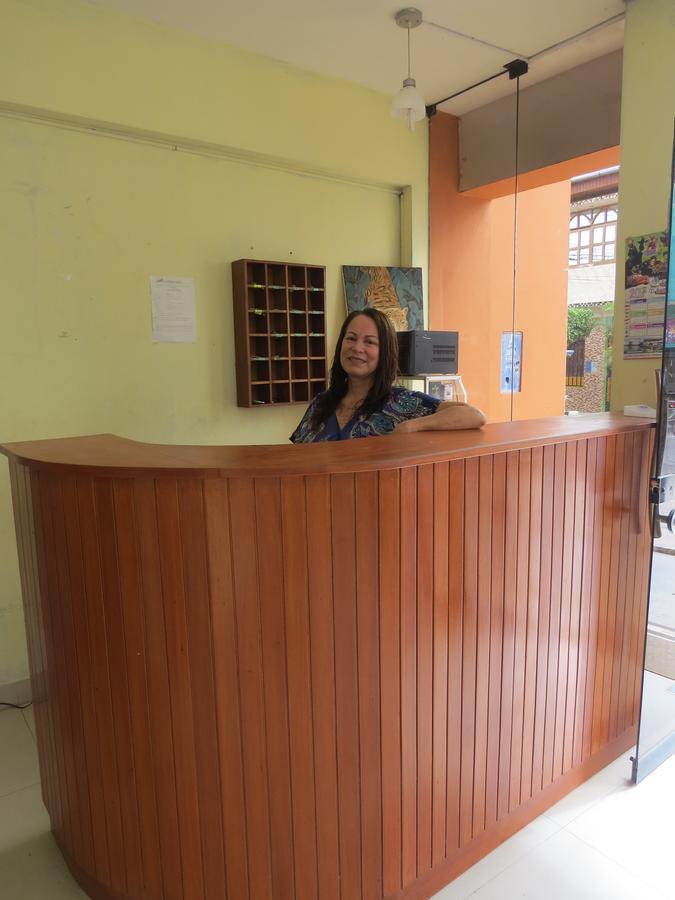 Hostal El Puerto Yurimaguas Bagian luar foto